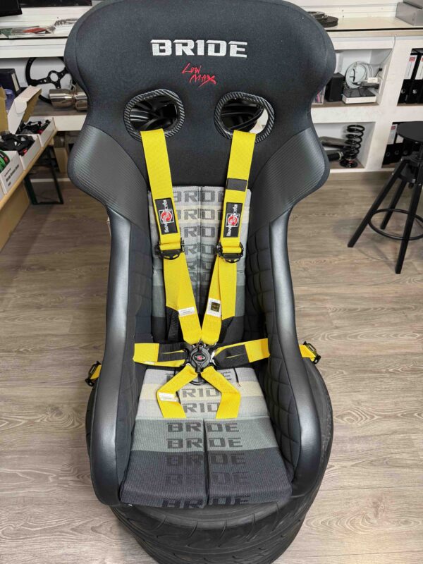 Hanshin-Imports V2 Yellow 6 Point 2''2'' HANS® Racing harness FIA 8853-2016