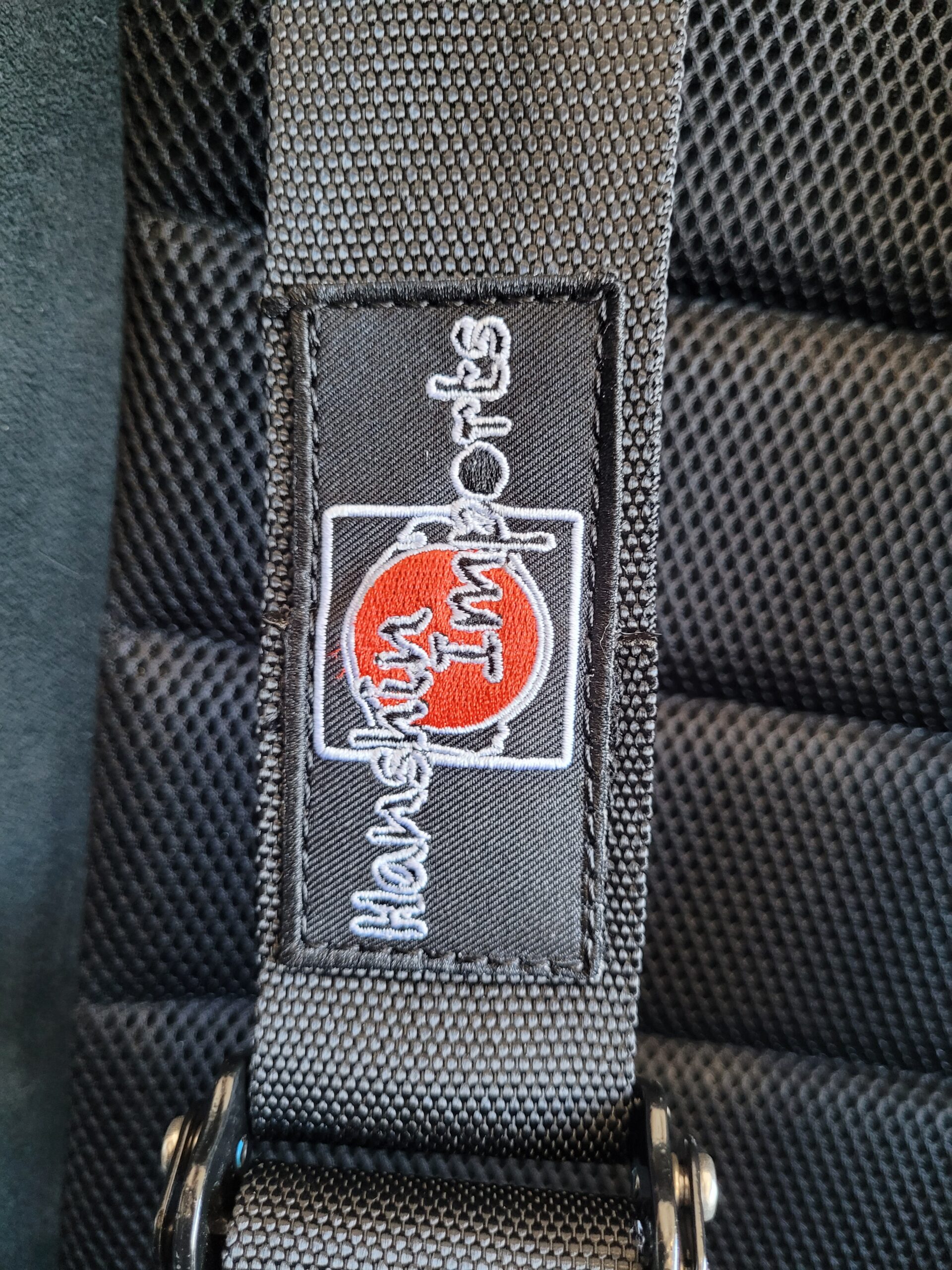 Hanshin-Imports V2 Black 6 Point 2''2'' HANS® Racing harness FIA 8853-2016 - Image 3